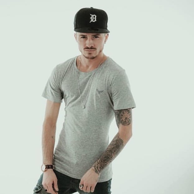 withinraven's tweet photo. Within Short Sleeve Tee 🔥🔥🔥
Use promo code RAVEN15 for 15% off...Free delivery on all orders over £45 👌
#instafashioninsta #instafashionmen
#clothingbrand #withinraven
#menswearstreet #fashionmenswear #mensfashionshub
#mensphotoshoot #mensootd
#streetfashion #clothingbranduk https://t.co/2F9oPAua2N