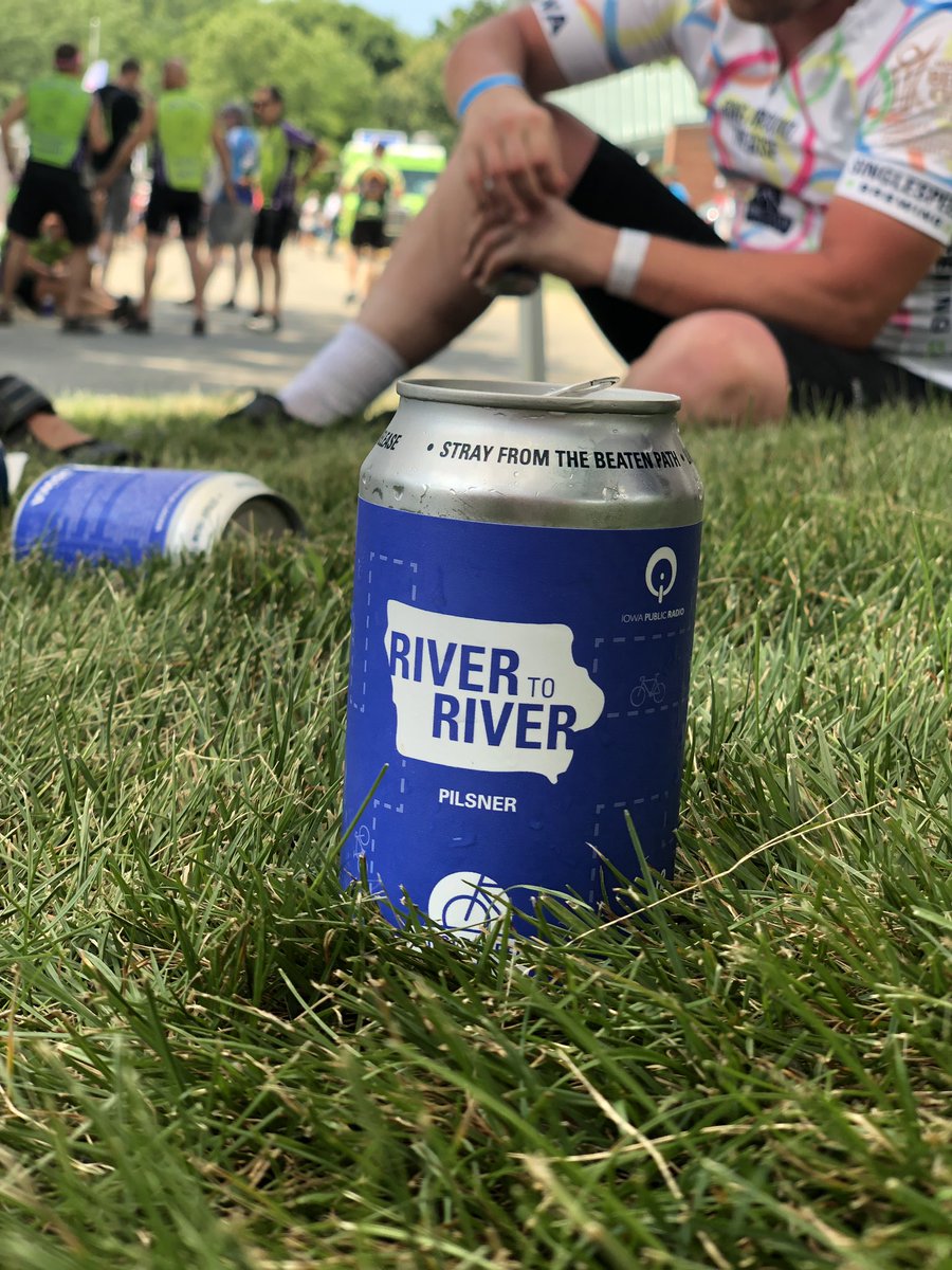 SingleSpeedBeer's tweet photo. #RAtG jersey day, exceptions were made. #RivertoRiver #ragbrai https://t.co/bfpg8m9TZG