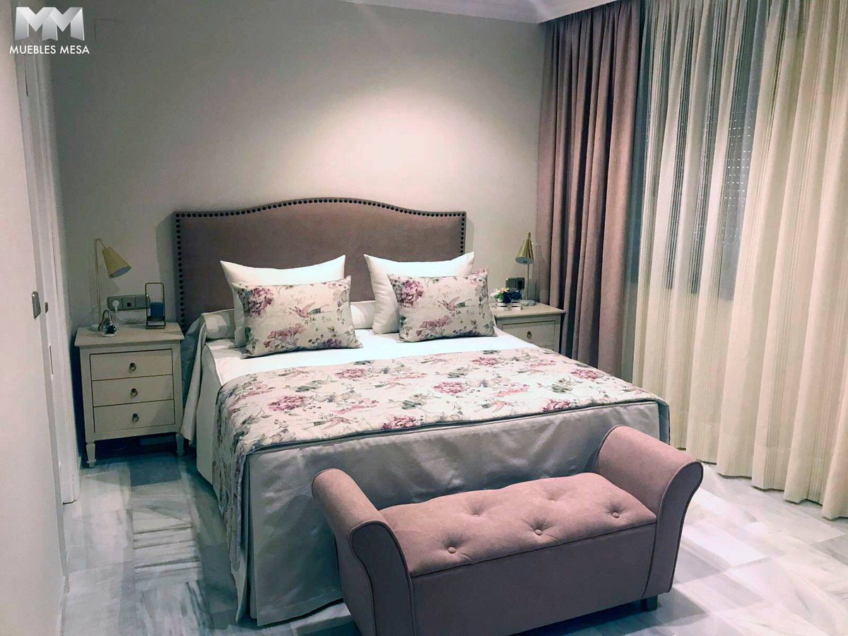 Cuando la pasión se convierte en arte ocurren cosas como estas. Gracias por confiar en nuestro equipo para ayudaros a crear cada espacio de vuestro hogar. #mueblesmesa #trabajosacabados #decoración #hogar #muebles #diseño #furnituredesign #furniture