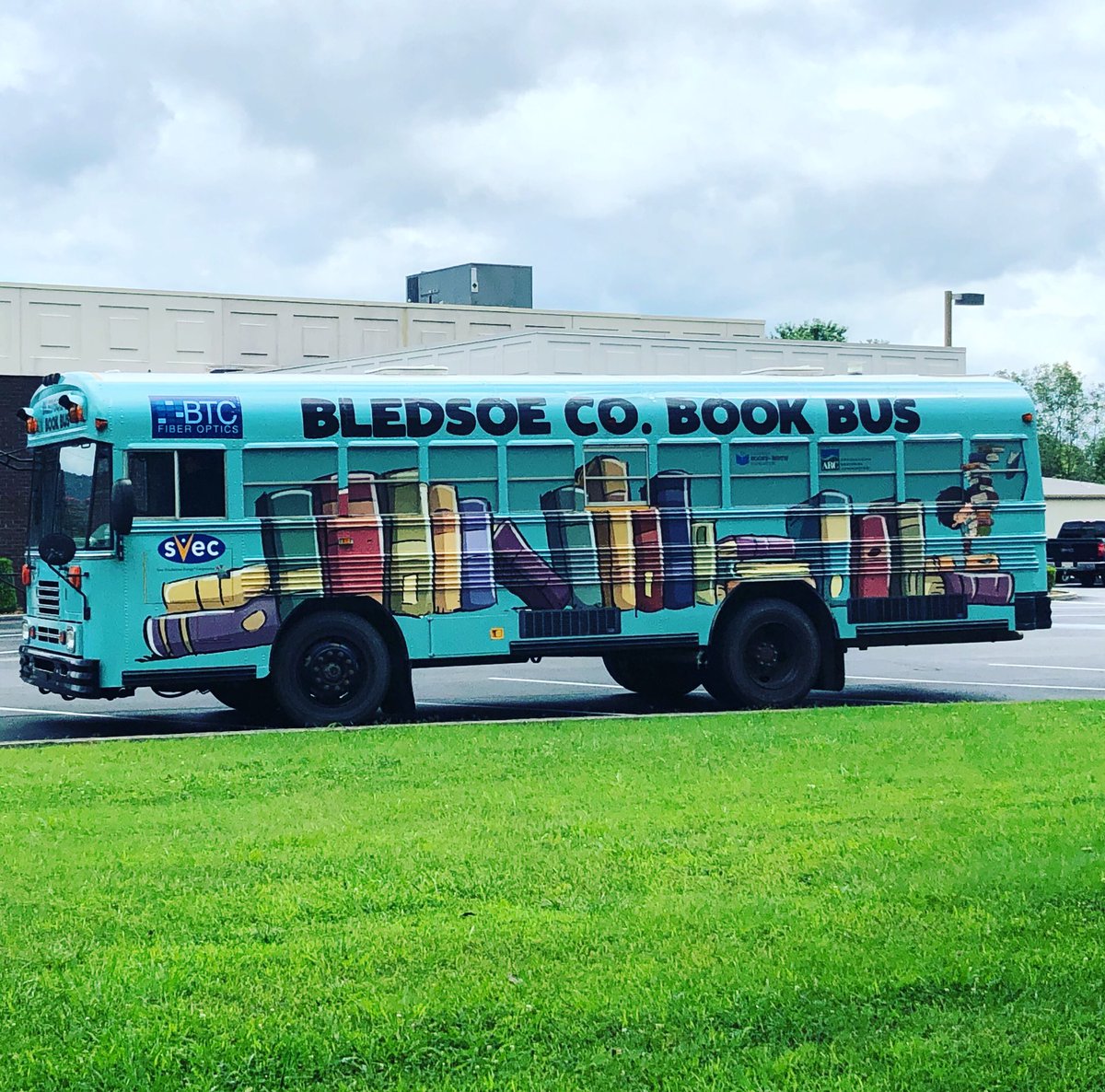 It is so wonderful to have a Book Bus in Bledsoe County! #bcswarriorstrong
