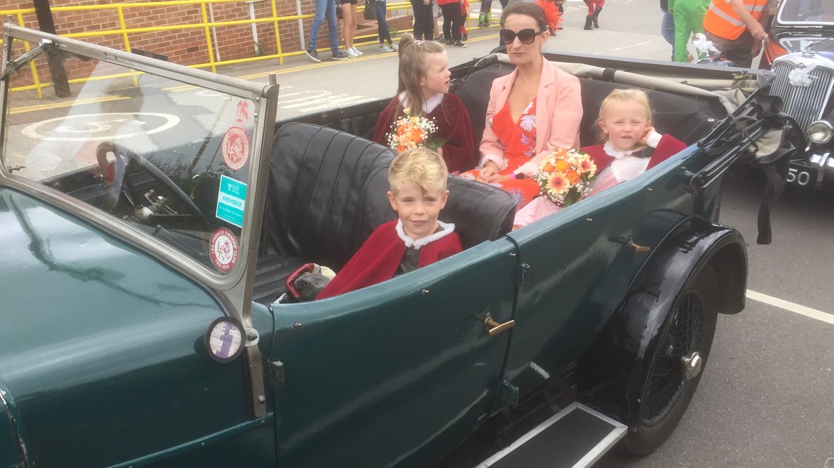 Life Of Riley tweet media