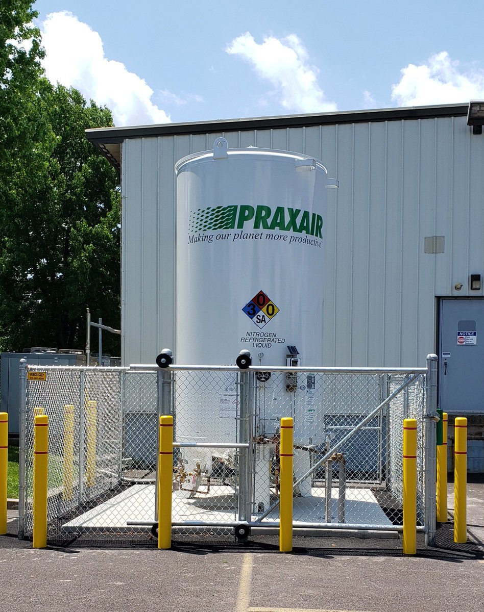 labtesting's tweet image. We recently installed a 1,580 gallon microbulk liquid nitrogen tank near our Fracture and Fatigue Lab to test materials at temperatures as low as -323°F.  We can now perform testing in liquid nitrogen with up to ten test frames. #CryogenicTesting #CryogenicFatigueTesting #Fatigue