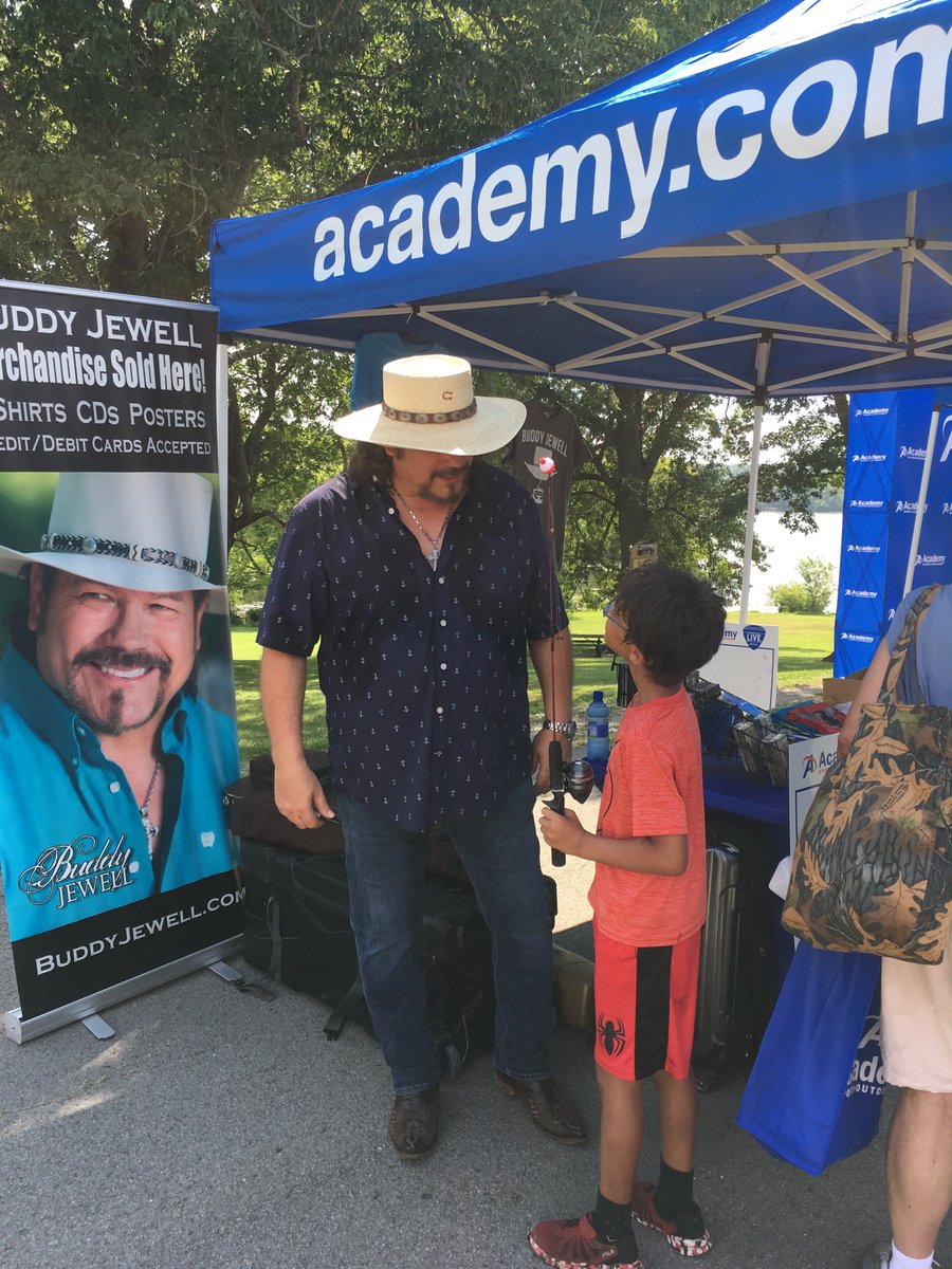 WSMradio's tweet photo. We had a blast going fishin' on Free Kids Fishing Day this past weekend! 🐠

A special thanks to our presenting sponsor @Academy as well as thank you to @StageRiteSound, @GallatinLS, and our many other partners for making it all possible! https://t.co/7gojDKoF7z