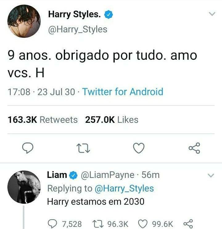niniishome's tweet photo. Fui rir e chorei #MissYouOneDirection https://t.co/OebAPS9k88