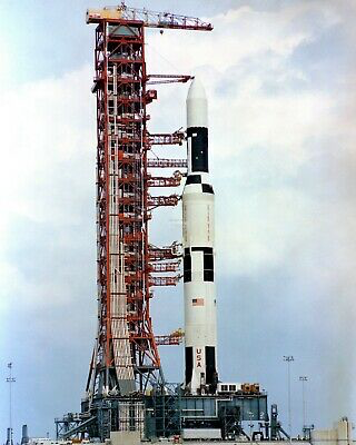 TimeOfApollo's tweet photo. NASA announced today the first US space station, Skylab, will make use of a spare Saturn V in 1972. https://t.co/3Ql4wmLjej