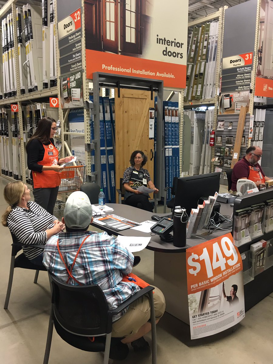 LaRoche8452's tweet photo. HDE PK’ing 8452 this Specialty Tuesday. Thank you @scotylee for helping our team drive sales!!! @CarriveauDavid @stevenlongmoor1 @HadleyDepot https://t.co/VS2k3zmcOx