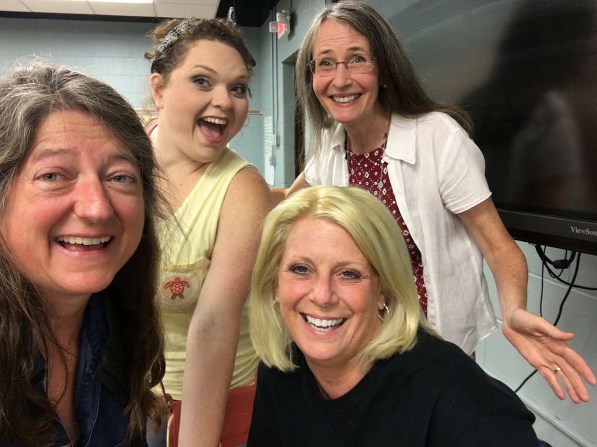 LeslieLaud's tweet photo. Fabulous week with WV teachers ⁦@cabellschools⁩ OLE!!!! https://t.co/1c43ct9WRX