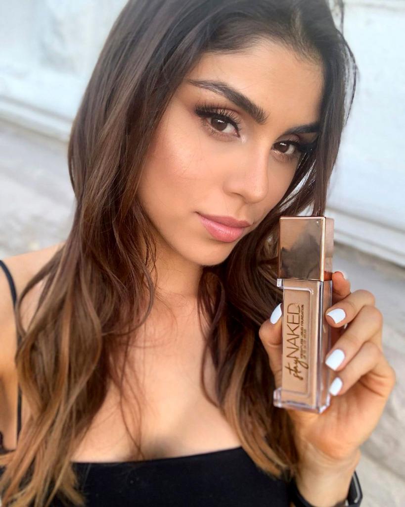 Urban Decay в Twitter: „Estoy enamorada con la nueva base #StayNaked de Urban Decay en el tono shade #50NY y concealer #50NY (La estoy usando en esta foto)! ☀️ Es perfecta para Urban Decay в Twitter: „Estoy enamorada con la nueva base #StayNaked de Urban Decay en el tono shade #50NY y concealer #50NY (La estoy usando en esta foto)! ☀️ Es perfecta para