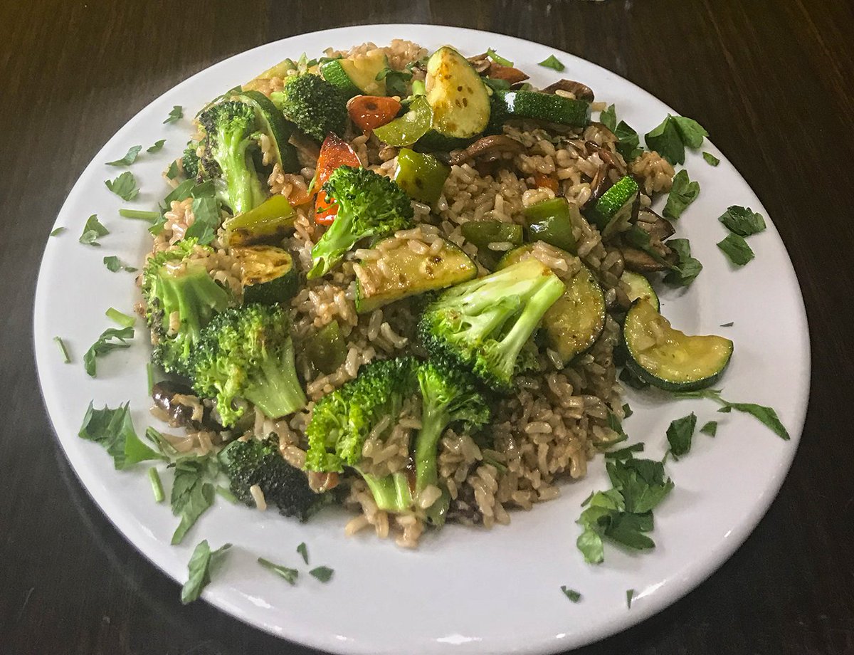 gccglendale's tweet image. Satisfy your appetite with Organic &amp;amp; Non- GMO dishes on your next visit at #GreenCornerCafe ❤️️

📲 (818) 507-5003
📍 604 W. Glenoaks Blvd - Corner of Glenoaks and Kenilworth
🌐 organicgreencornercafe.net