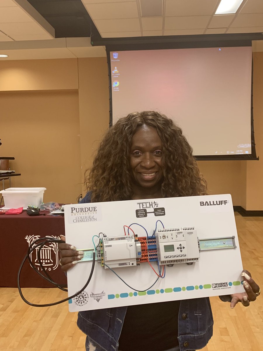 Gwendolyn Daniels tweet media