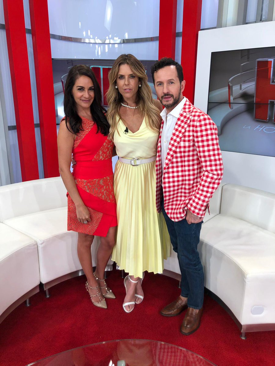 .<a href="/paumadrazo/">Paulina Madrazo</a> y <a href="/MadrazoOscar/">MadrazoOscar</a> protagonistas de #MexicanDynasties visitan el set de #LaHoraHOLA para contarte todo acerca de este proyecto. ¡No te lo pierdas!