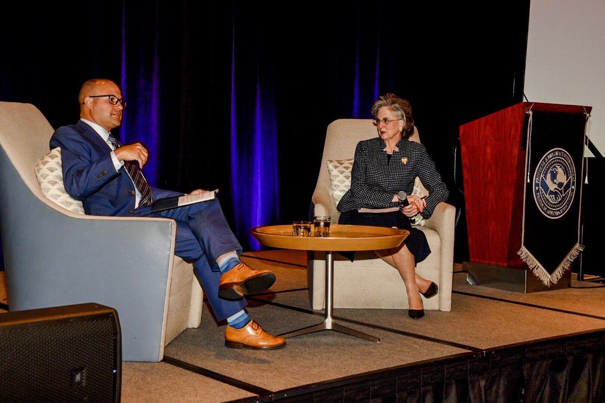 StewartRWheeler's tweet image. Great day today connecting with so many new colleagues and #protocol pros at 18th Annual International ⁦⁦@PDIPOA⁩   #protocolforum in San Diego. — #Protocolmatters — It’s not a straight jacket but a tool for building relationships and for success! ⁦@CanadaFP⁩