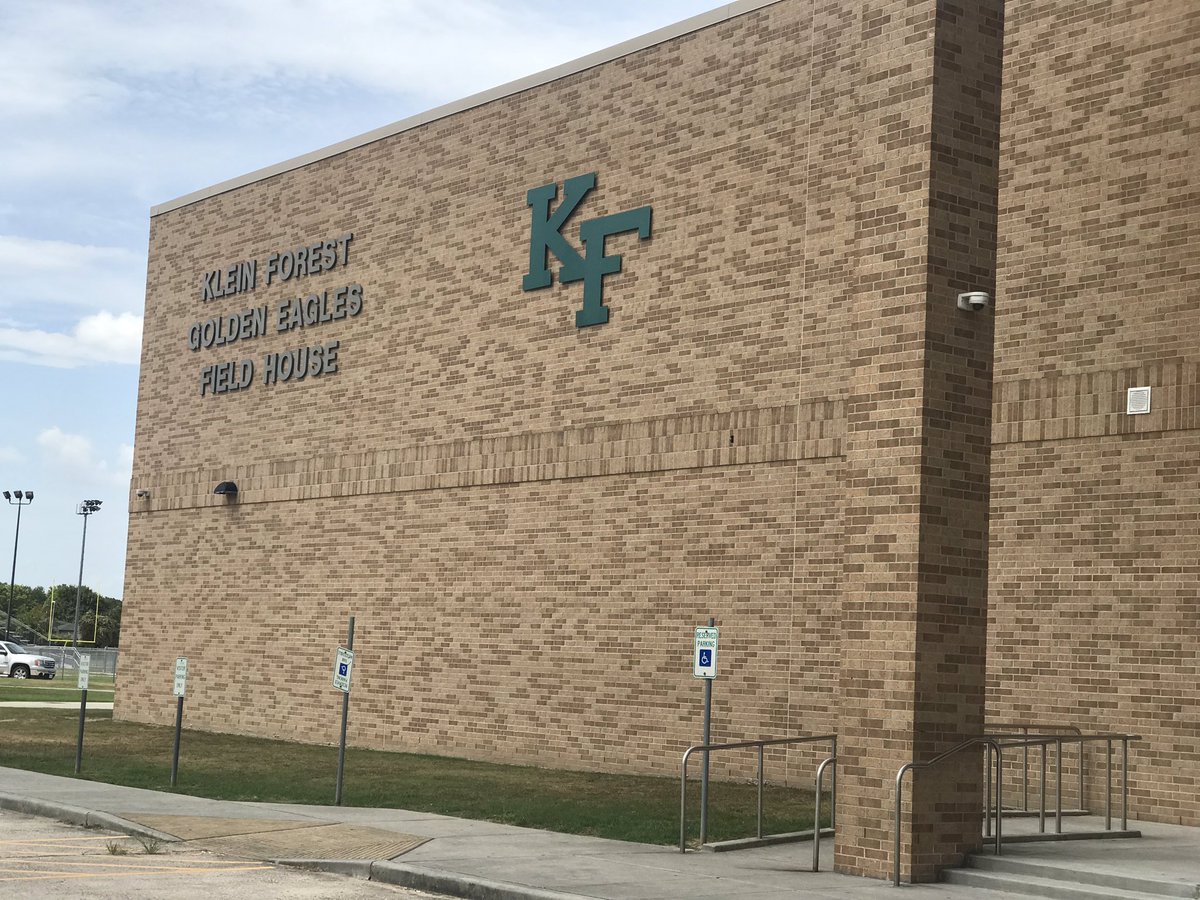 EilandKISD's tweet photo. The @EilandKISD team of classroom teachers, PE, music, art, counselor, librarian, assistants, sped, admin, etc. had a great day of Sheltered Inst. training w @dr_aquagirl A big shout out to @KleinForest &amp; their admin team for hosting us🤝🐬🦅 #AllHandsOnDeck #WeNotMe #KleinFamily https://t.co/0QNTEA8n6P