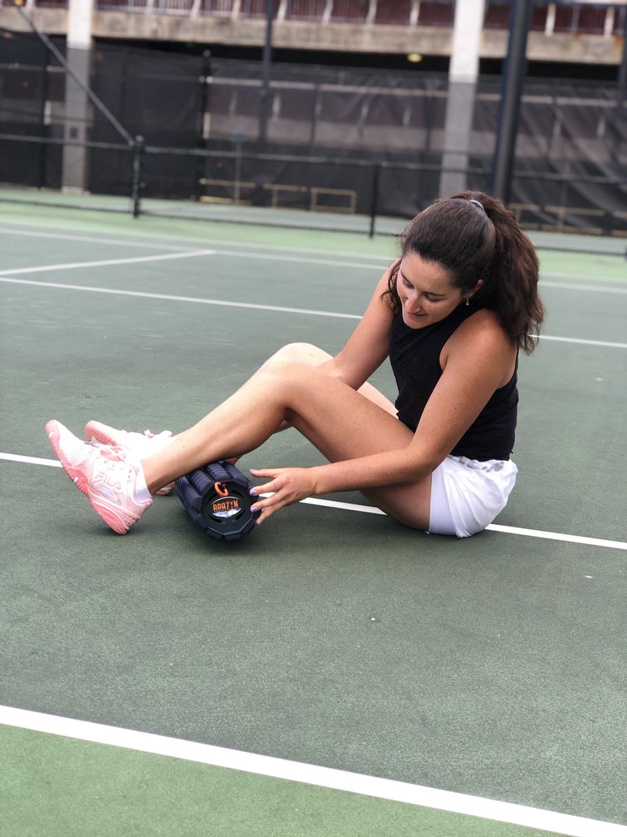 jloeb308's tweet photo. They see me rollin, they hatin!!! But you won’t hate me after adding this collapsible @Brazyn_Life to your routine! Use my code JAMIE10 for 10% off. You can thank me later 😊#BrazynLife #BeBrazyn https://t.co/QUl1G5nlLi