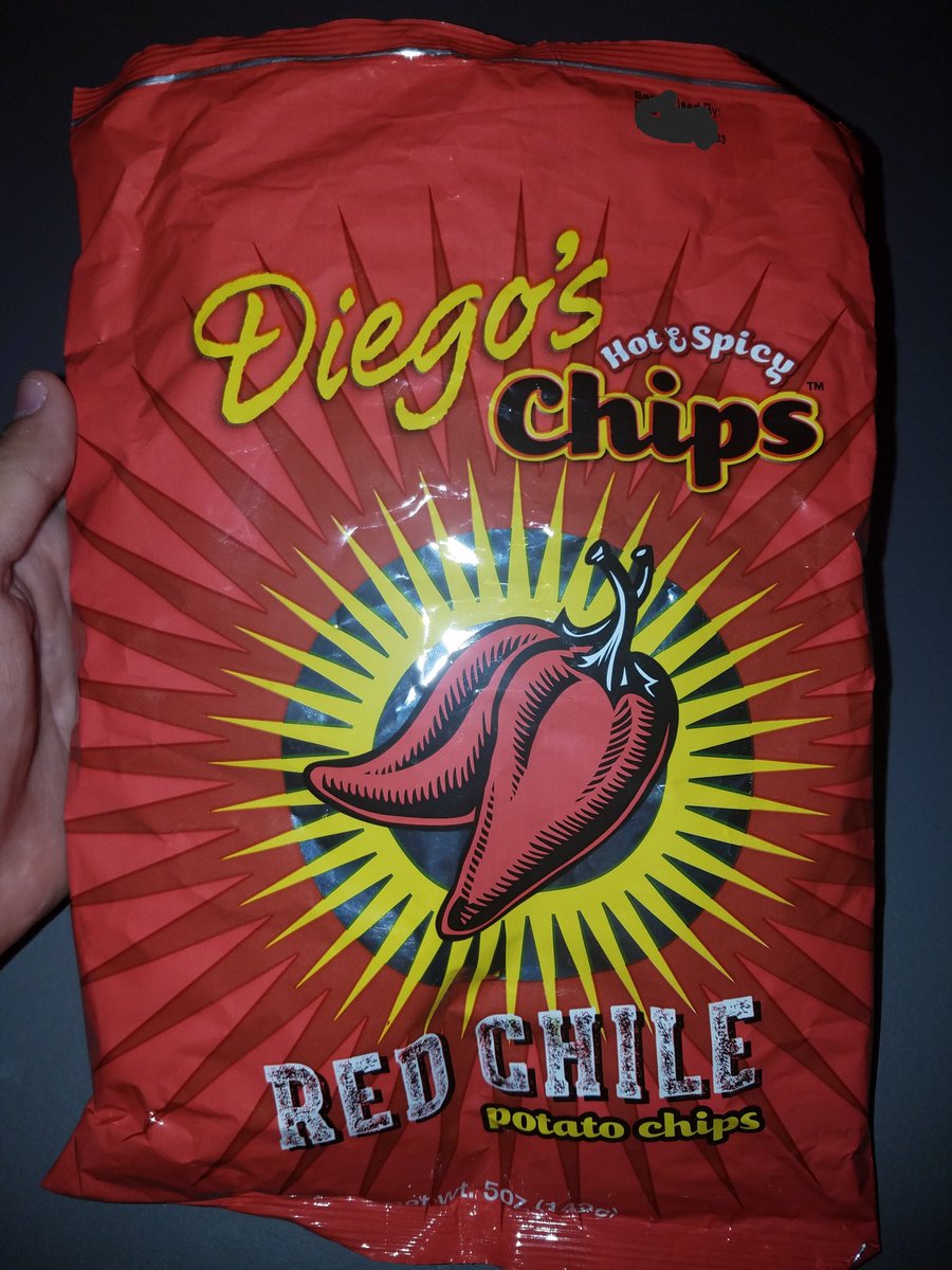 Cjrod75's tweet image. These Diego chips in New Mexico are very spicy, it&apos;s burning the lip out of me lol😛😅.. #Hot #SpicyChips