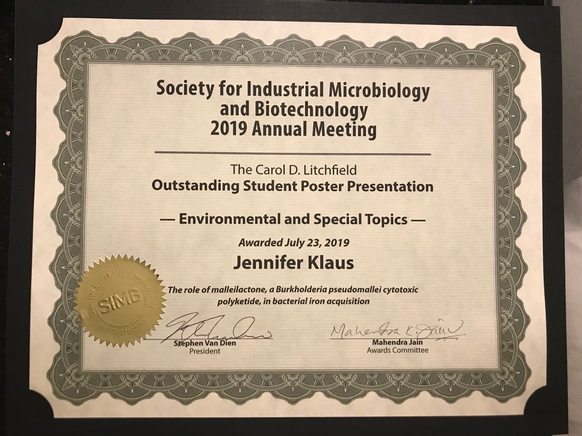 ChandlerLab's tweet photo. Woo hoo!!! @jenn_klaus won an award for best poster at #simbam2019 what a rock star! https://t.co/l7JwZqzTAO