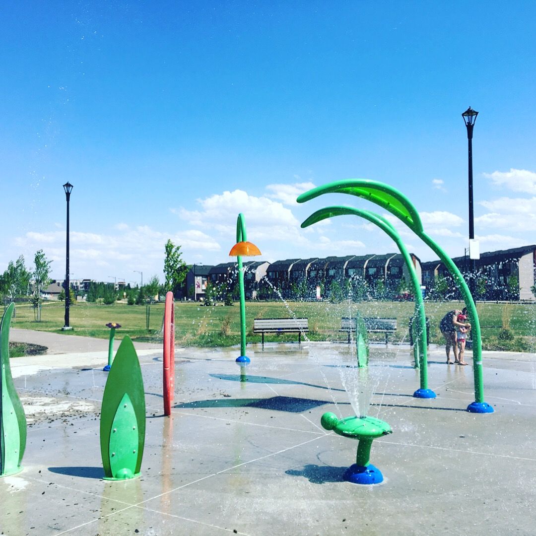 FootprintD's tweet photo. What a better way to cool off then the Rosenthal Spray Park located right across from our luxury town homes. 
*
Swing by today to cool off and pop into our beautiful show home! 
*
1077 Rosenthal Blvd. https://t.co/MStBqsrd44