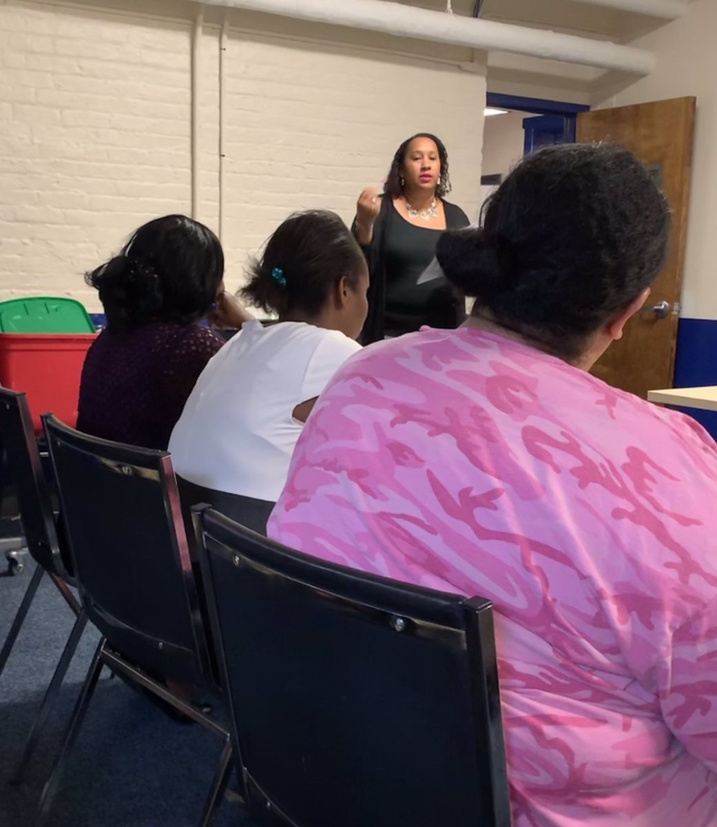 OndriaNicole's tweet photo. What an informatively engaging evening volunteering for #UWGUC & the #HFSE
Tonight we covered couponing & some budgeting! Grateful for the opportunity to #serve @LiveUnitedNJ #PSEGPowerOfOne #community #NJ #teach #personalfinance https://t.co/WqYctWcGBb