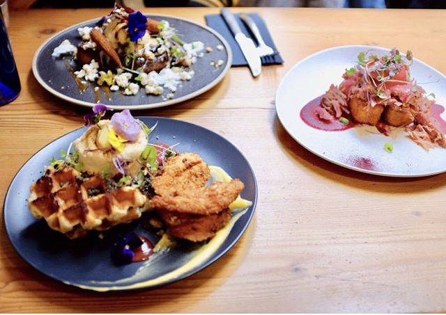 Have you tried the latest additions to the menu at Vertue Coffee Roasters Carlton? New creations including Caramel Corn French Toast and Tiramisu Waffles are now available alongside Vertue classics like Return of the Mac,…

📸 instagram.com/p/B0R7bJ6IaNT/ via tweet.photo