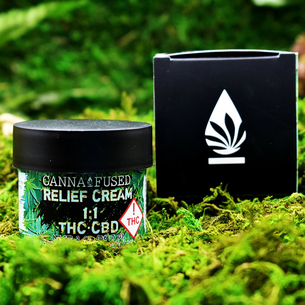 mycannafused's tweet photo. Our Relief Cream offers a hot/cold sensation plus the synergistic effects of #THC and #CBD. Just dropped at The Source Dispensary in Henderson, NV!

- @MyCannaHemp #CannaHemp -

-For Use Only By Adults 21 Years of Age and Older-
-Keep Out of Reach of Children-
-Nothing for Sale- https://t.co/qLIC6iumIJ
