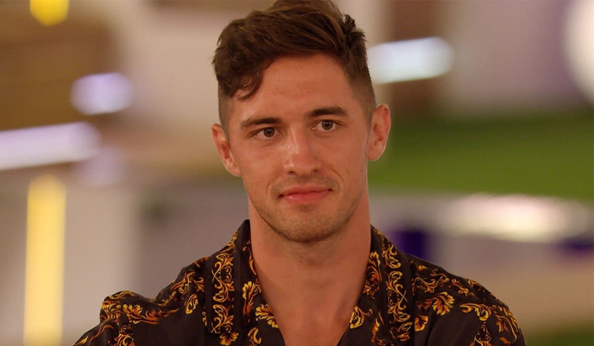 josh_wintery19's tweet photo. Ladies, don’t forget that for every Michael, Jordan and Danny there’s 3 of these gems #LoveIsland https://t.co/7El65urTns