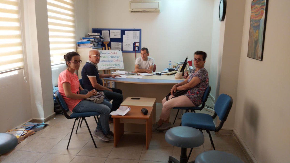 memfethiye's tweet photo. İlçemizde 16 resmi lisemiz ve Erasta Alışveriş Merkezi olmak üzere 17 farklı yerde Tercih Danışmanlığı Komisyonları oluşturulmuştur. 36 rehber öğretmen ve 17 idareci olmak üzere toplam 53 öğretmenimiz bu süreçte öğrencilerimize ve velilerimize yardımcı olmaktadırlar.
@farukkaya48 https://t.co/PclTOOw4Lc