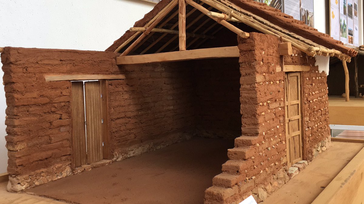 casadelaciudad's tweet photo. ¡Estamos estrenando maquetas! #NaturalezaenelHabitar regresa a Casa de la Ciudad con sistemas constructivos oaxaqueños. Visítala. https://t.co/Bdjr92lpAM