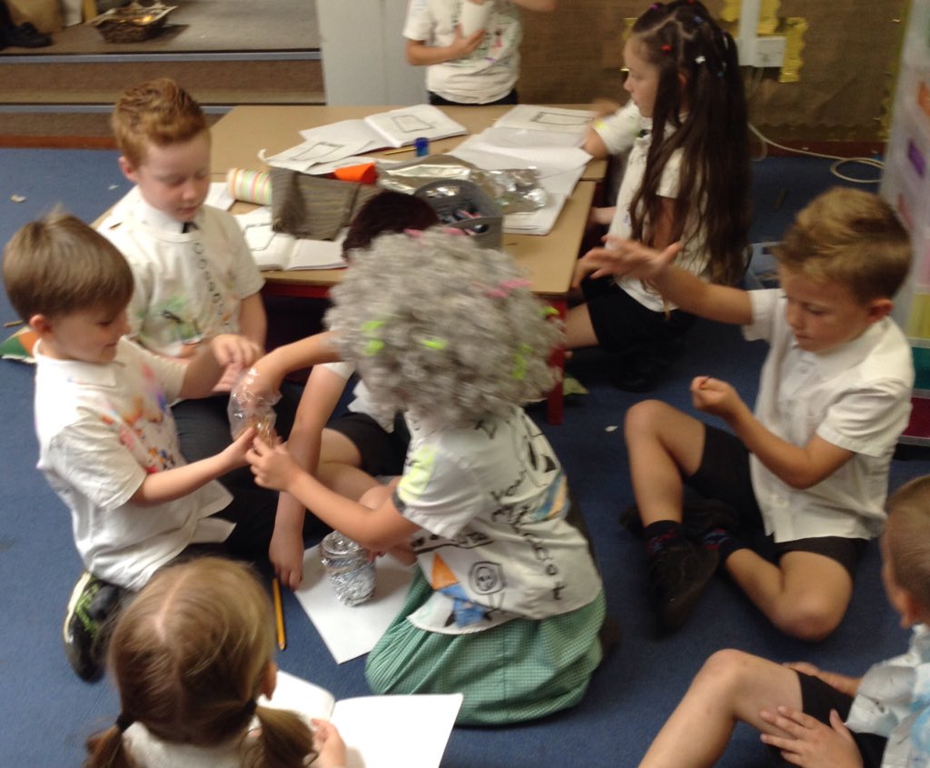 PeafieldClum's tweet photo. We then put our inventors brains to the test to investigate and solve the problem of 'How to keep the teacher's drinks warm? https://t.co/MzQtueHzeO