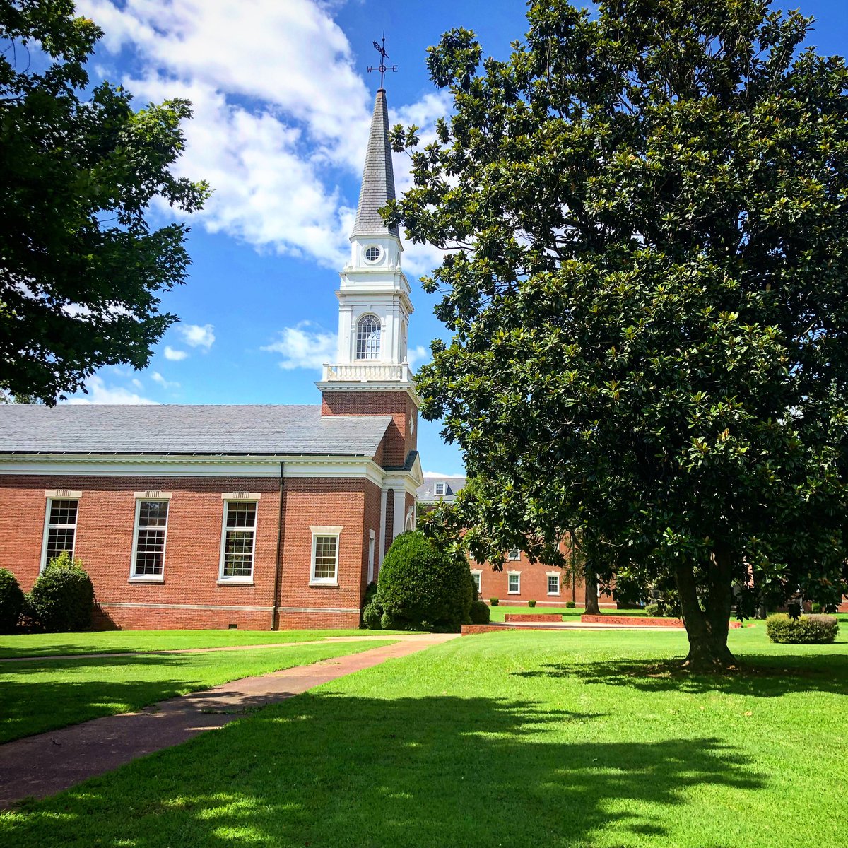 kristysherrod's tweet photo. Iβm pretty sure a picture of the chapel is a requirement when you are on campus at @UMLambuth for those of us who remember it just as Lambuth. Had to be there for our the start to our admin summit today, & it was so pretty outside I snapped a pic. #lambuth #jacksontn #uofmlambuth https://t.co/Gx4nrJPup9