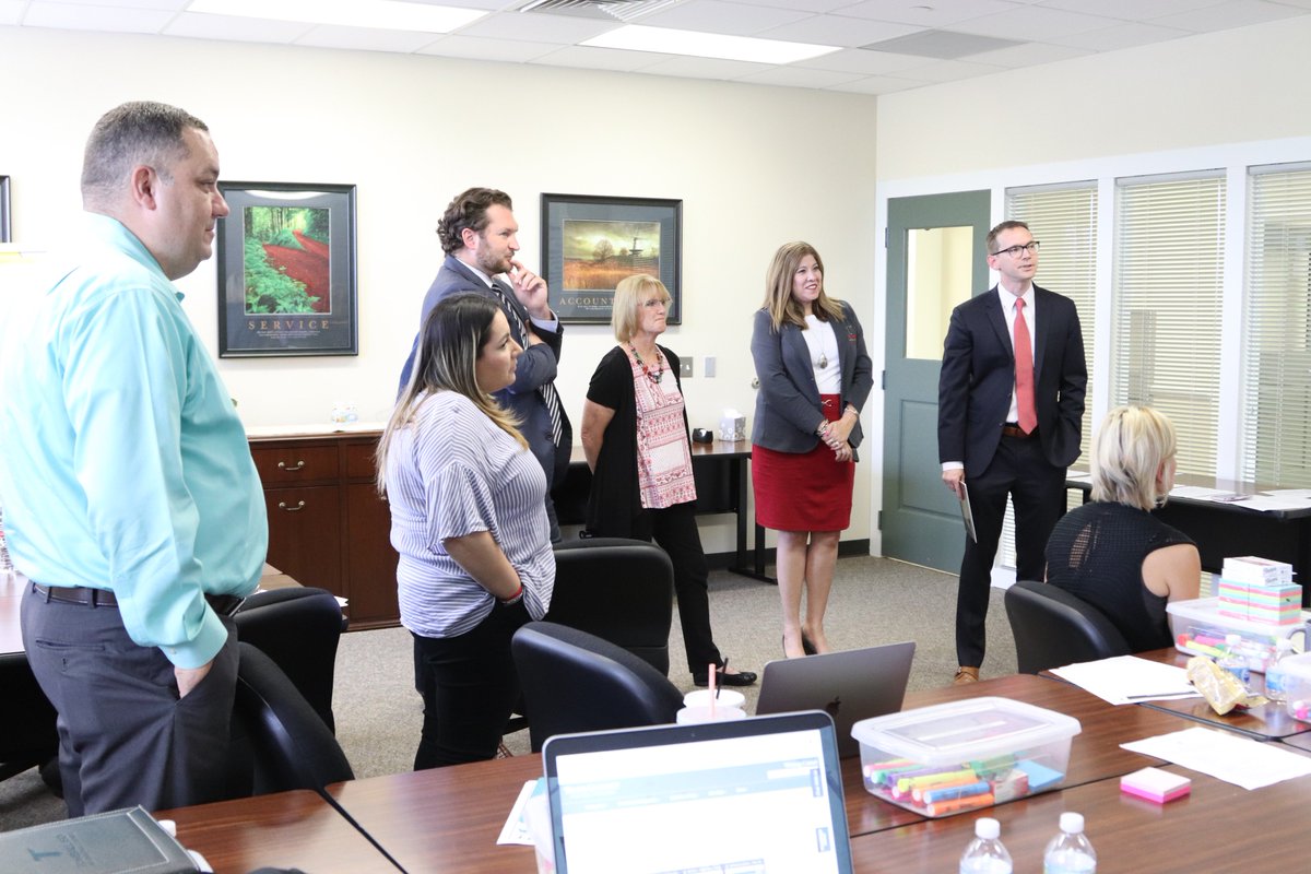 TomballISD's tweet photo. Thank you to @teainfo Commissioner Mike Morath for visiting @TomballISD! 

We were thrilled to showcase what #DestinationExcellence truly means as educators from across the district joined together and collaborated during our @GreatExpOrg training. #TeamTomball https://t.co/SqGpIdJKDY