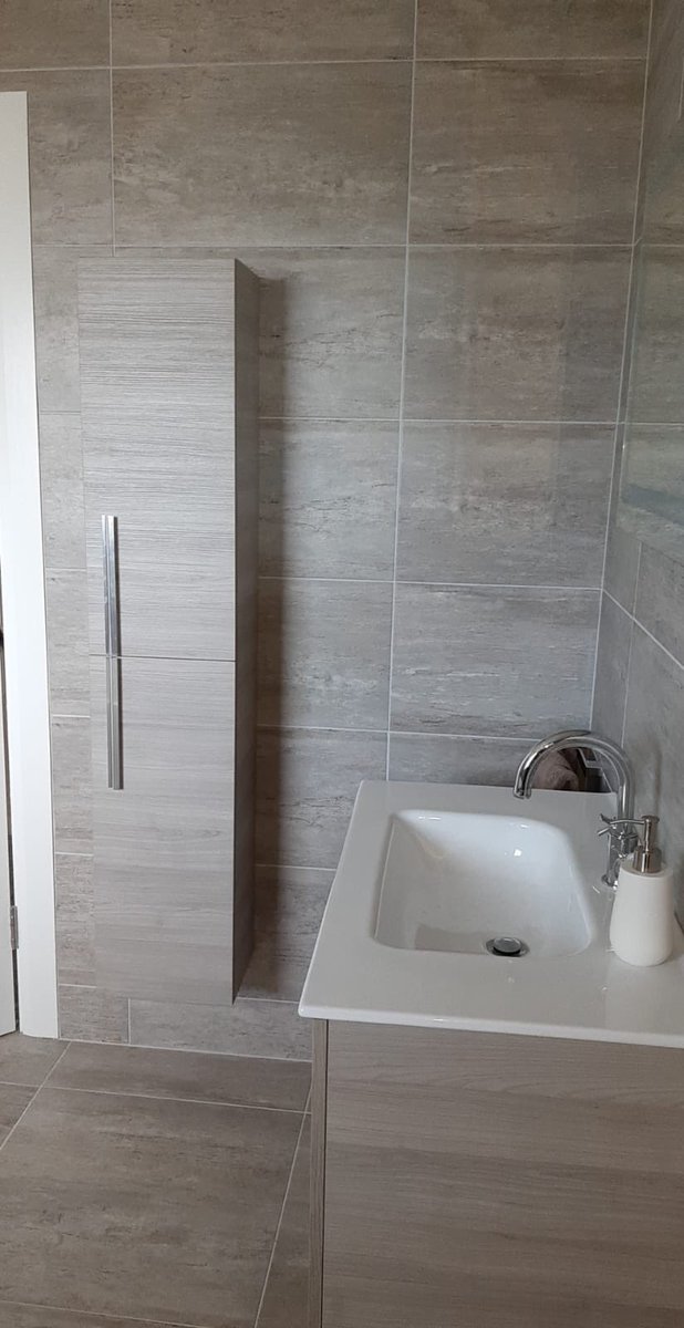 tilestorenmore's tweet photo. 😍 Another Happy Customer. Fabulous job. 😀 #happycustomer #freestandingbath #selfbuildireland #irishhomes #bathrooms #tilestorenmore https://t.co/z4Y4xWXOld