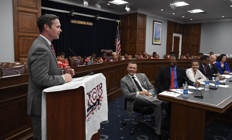 RodneyDavis's tweet photo. As a former youth football coach, I understand the role sports and a good coach can play in a kid’s life. Thanks to my fellow co-chairs on the Youth Sports Caucus @RepVeasey and @RepRonKind for helping make this event a success. #NCYS #youthsports https://t.co/GpiSo13ehz
