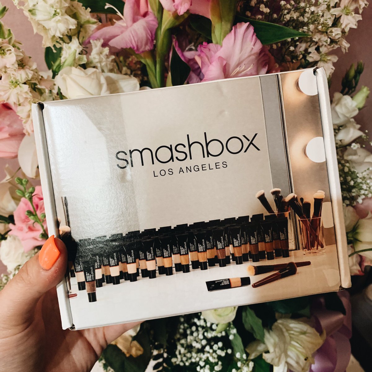 stickwithtxt's tweet photo. thank you @Influenster!!! i cant wait to try out the new @Smashbox studio skin 24 hour foundation! #complimentary #studioskin #influenster #contest https://t.co/q9iHcc6C9f