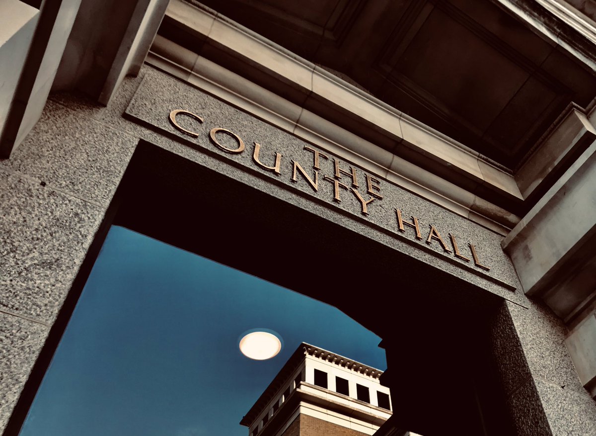 chrisgaffey's tweet photo. County Hall. Agatha Christie’s Witness for the Prosecution. Brilliant. #sworntosecrecy https://t.co/x49c6HIqiu
