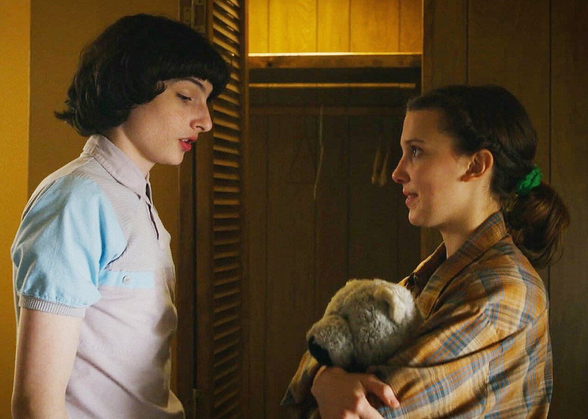 StrangerNews11's tweet photo. #Mileven...💔😢 #StrangerThings

Millie ha comentado que no le gusta cuando Eleven y Mike están separados y que ambos se necesitan mutuamente para ser felices.

Ha dejado caer que veremos el reencuentro en la Temporada 4...❤️ https://t.co/v9lpWNAjjq