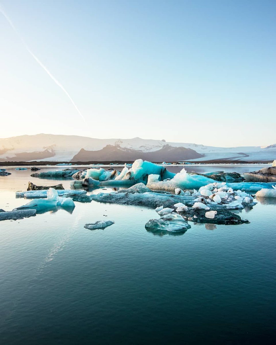 IcelandAdvice's tweet photo. Jökulsárlón Glacier Lagoon is one of those places that will never look the same each time you visit. It truly is amazing every season, especially if you visit before everyone else arrives.
📸@ray.roper https://t.co/iqYMY7KMAM