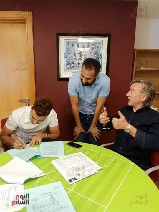 footballlover63's tweet photo. #AVFC ⚽️
Trezeguet has signed for Aston Villa. 💪🦁🌟
#PartIfThePride #UTV https://t.co/jl0vaq7mcD