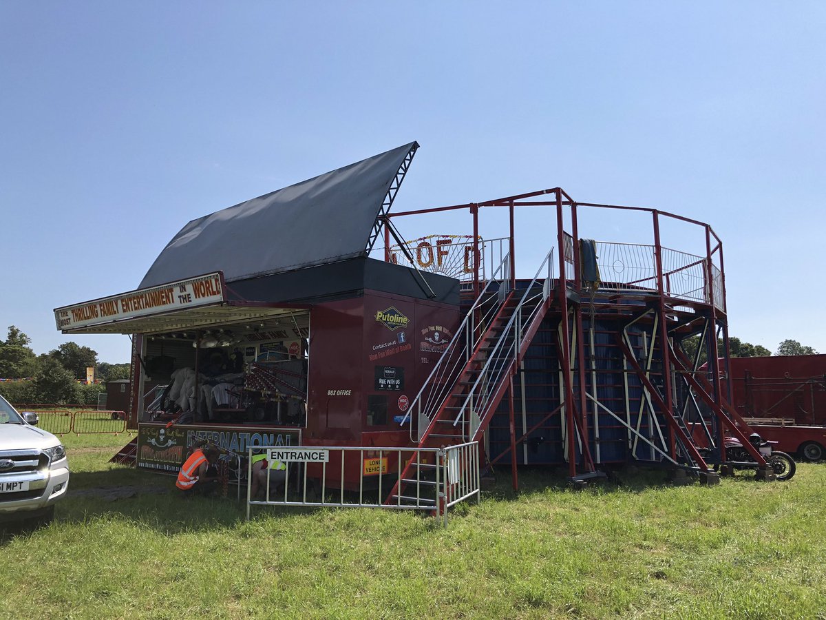 FoxWallofdeath's tweet photo. Building up on this beautiful sunny day ready for this weekends @Carfestevent #wallofdeath #heraldriders #putolineuk #ngk #centralwheelcomponents #avontyres https://t.co/zlSPO2d27E
