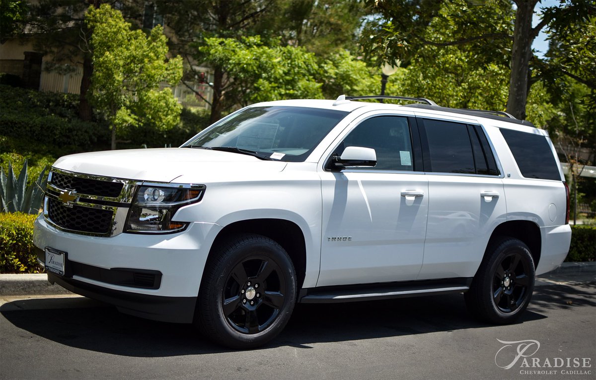 paradiseautos's tweet photo. Full-size V8 power and performance.
.
.
.
.
.
.
#ppv #chevytahoe #chevrolet #tahoe #findnewroads #white #car #suv #automotive #chevy #chevylife #generalmotors #chevytrucks #tahoes #luxurysuv #suvlife #chevyltz #tahoeltz #tahoenation #tahoelt #chevrolettahoe #temecula #truck https://t.co/ROJ2NhKdXb