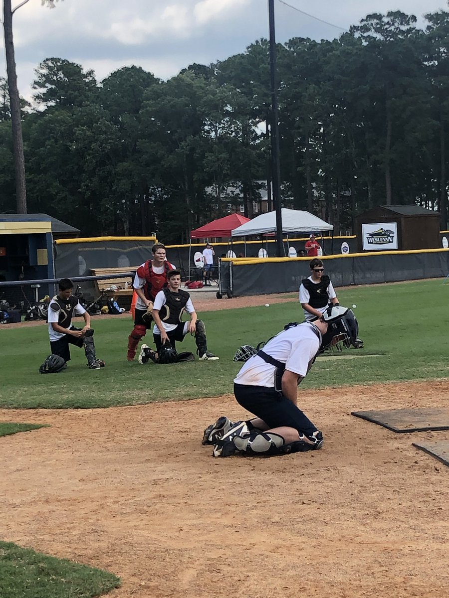 oleschool9's tweet photo. Great camp this past weekend with our players and coaches.  #wedevelopplayers https://t.co/UcIxD7zkY7