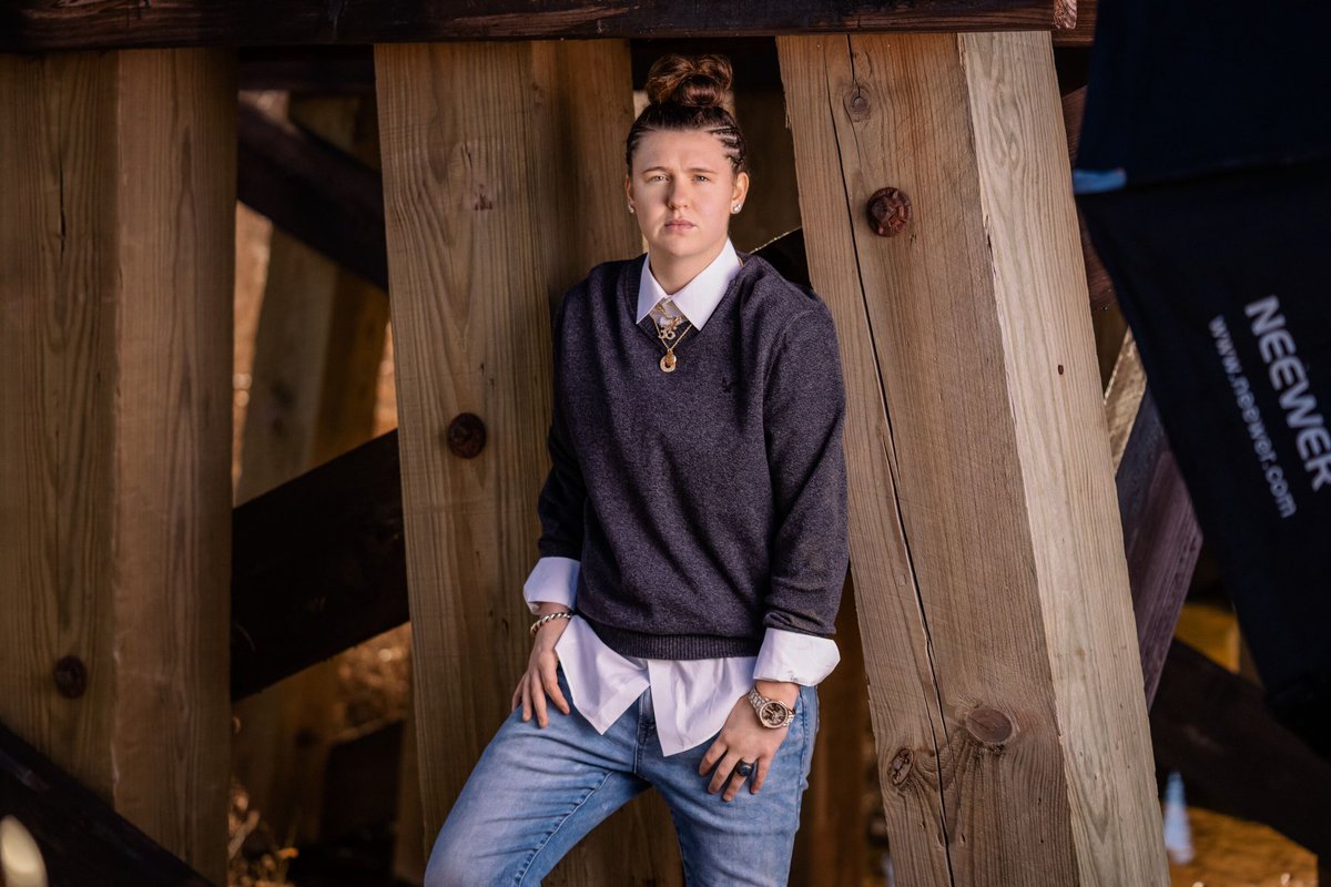 ReeceGinger35's tweet photo. Senior photos #hopeitsnottoolate🤷🏼♀️ https://t.co/AR7sKcu9pc