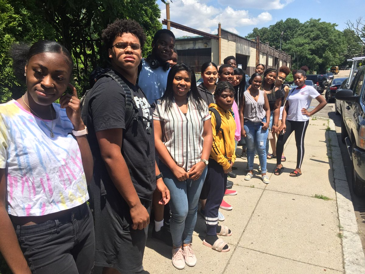 MattapanTech1's tweet photo. We have a great Summer Youth IT job Training Program at #Mattapan Tech!Now we know that good things can happen everywhere to benefit everyone. Thank you @MassLWD @StateStreet @MassHousing , @MassConvention https://t.co/wOklI8ivFD