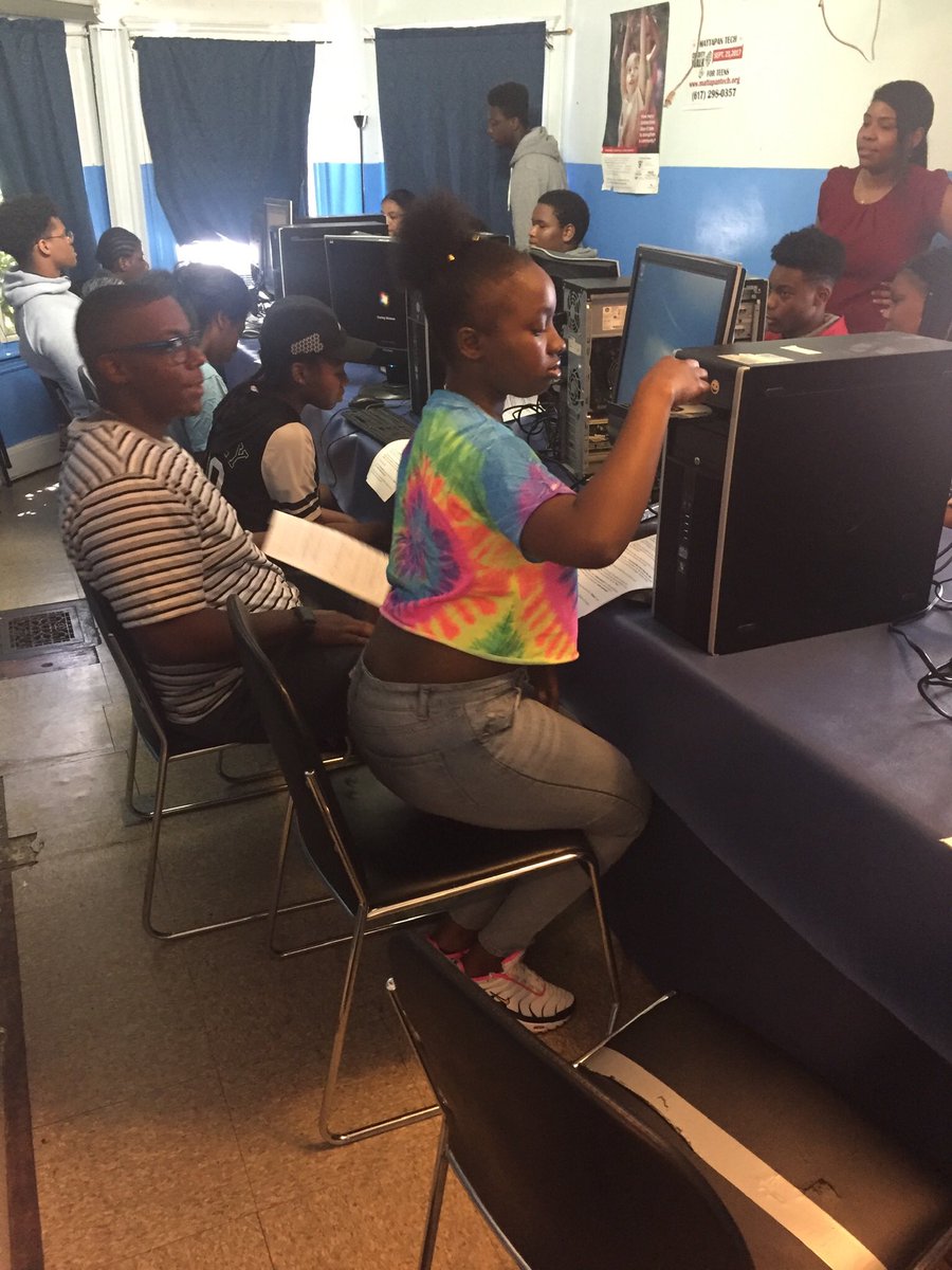 MattapanTech1's tweet photo. We have a great Summer Youth IT job Training Program at #Mattapan Tech!Now we know that good things can happen everywhere to benefit everyone. Thank you @MassLWD @StateStreet @MassHousing , @MassConvention https://t.co/wOklI8ivFD