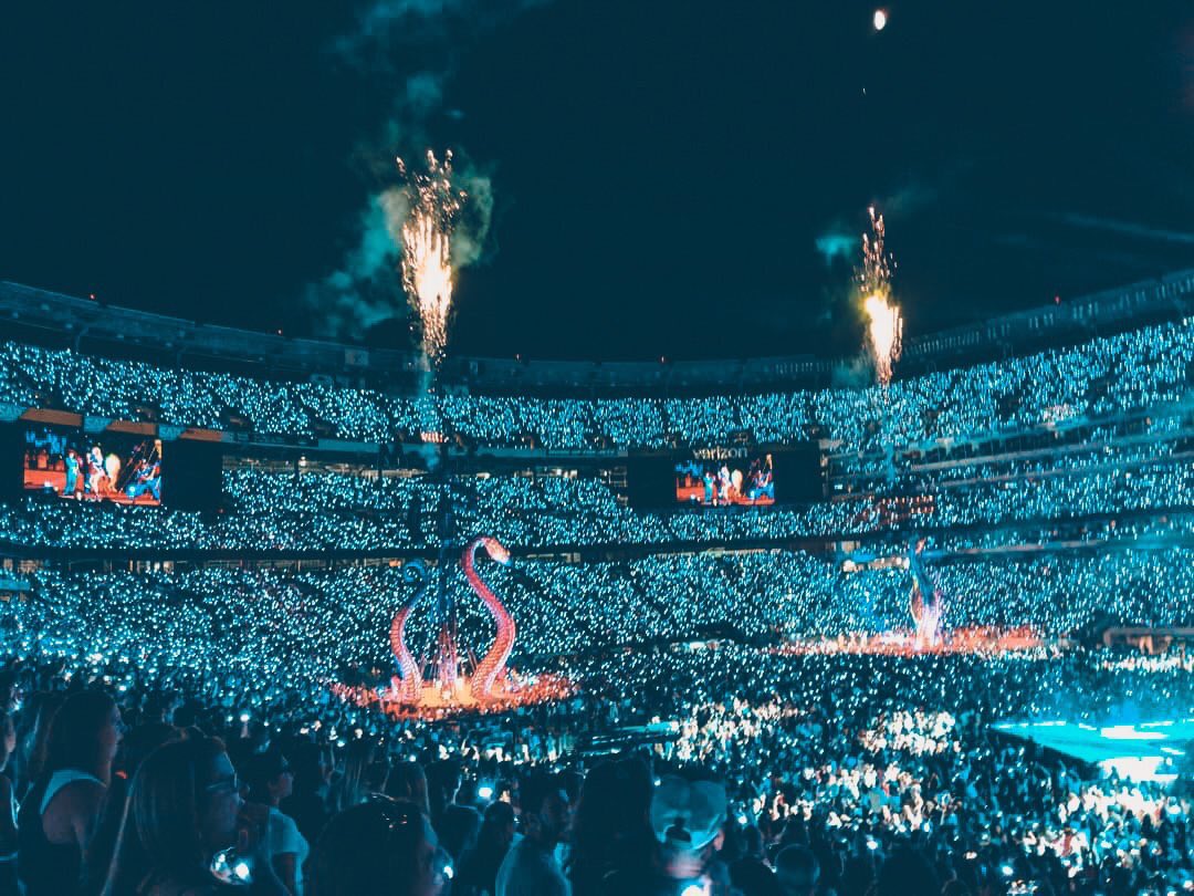tswiftphilly's tweet photo. “but who would stay”

we would, we would all stay 
#TheArcher https://t.co/BTYMCfw1ND