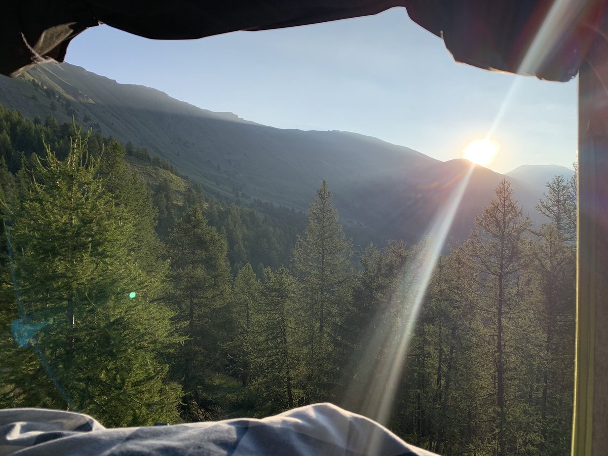 lostworld_4x4's tweet photo. What a view to wake up too,
Wild camping in the Alps
#camping #mountains #overlandtour https://t.co/sqF8jU2fqr