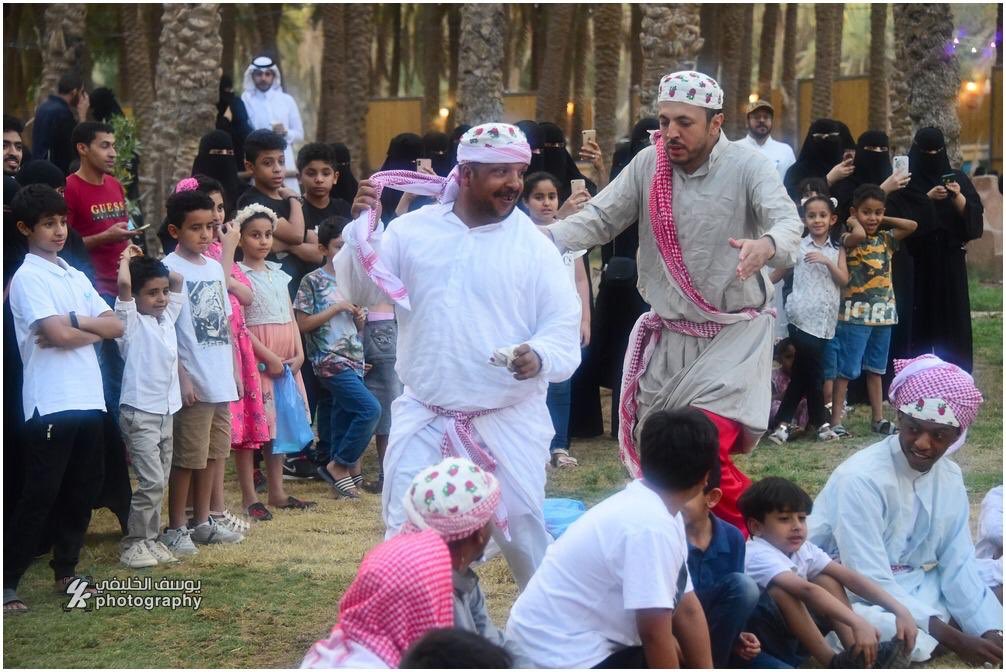 al_msokf's tweet photo. موعدكم مع #فرقة_المسوكف_للالعاب_الشعبية في #منتجع_ديرتي  بمدينة بريدة يوم السبت  ١٤٤٠/١١/٢٤ بعد صلاة الفجر                                       مع الالعاب والاهازيج الشعبية ونفخر بحضوركم جمهورنا الغالي https://t.co/BwdQY4otcJ