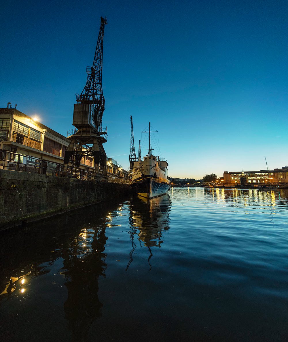AndrewPBrooks's tweet photo. Down by the harbour area in #Bristol. https://t.co/bDtCMhnkKp