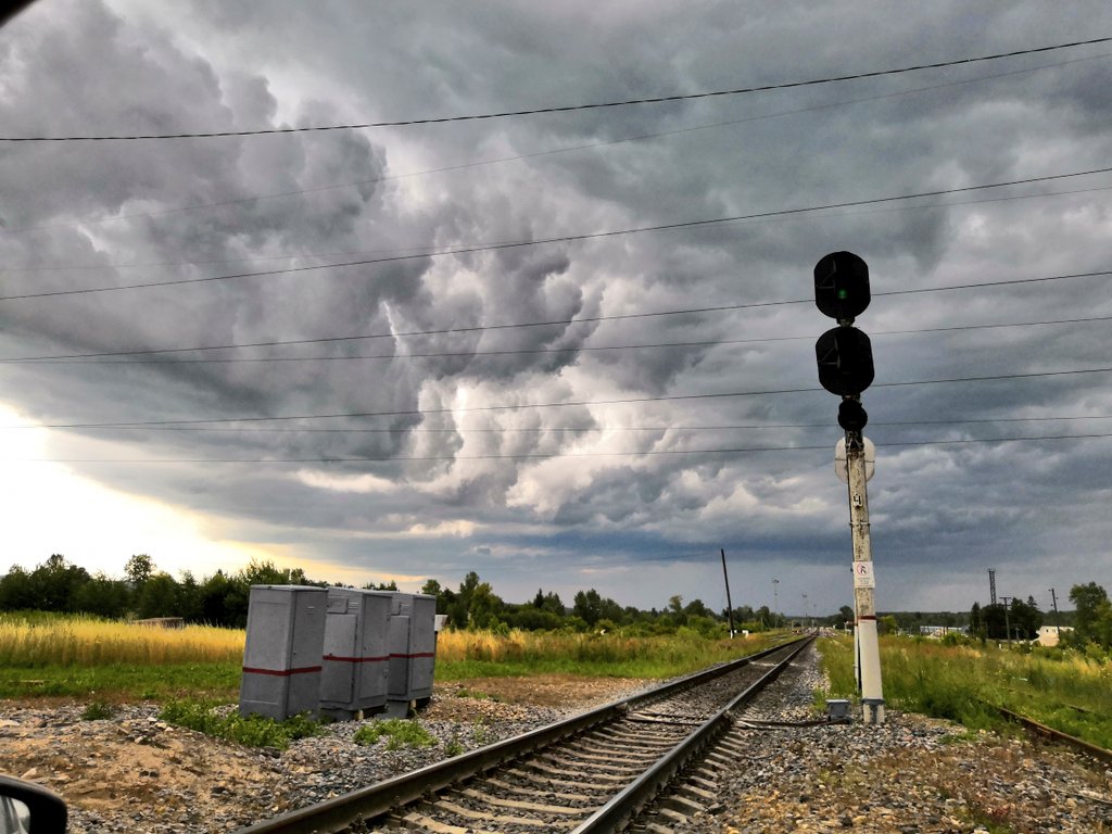 Demflash's tweet image. cloudy