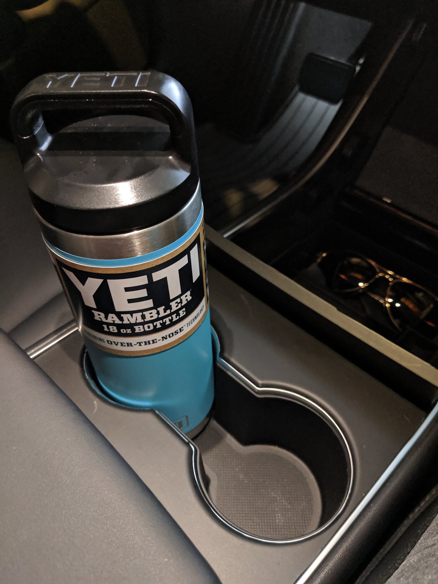 Yeti cup to fit the Model 3 cup holder