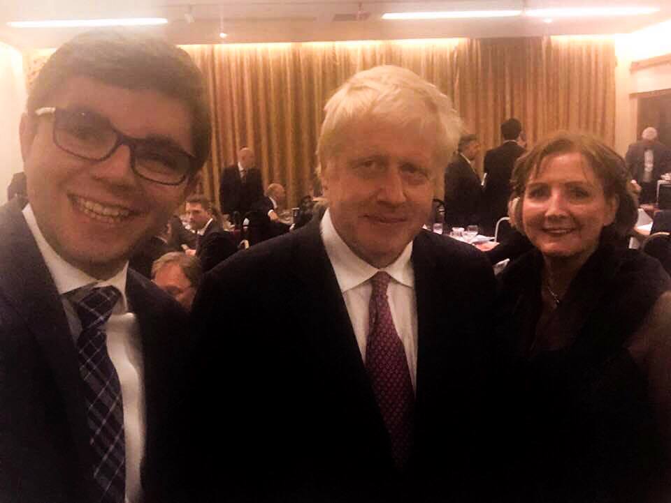 JonesMostyn's tweet photo. Llongyfarchiadau! Congratulations @BorisJohnson
Looking forward to seeing you deliver #Brexit, keeping #Corbyn out of Government, and strengthening our #UnitedKingdom
#Conservatives #welshconservative #BackBoris https://t.co/cEThGzd1Qx